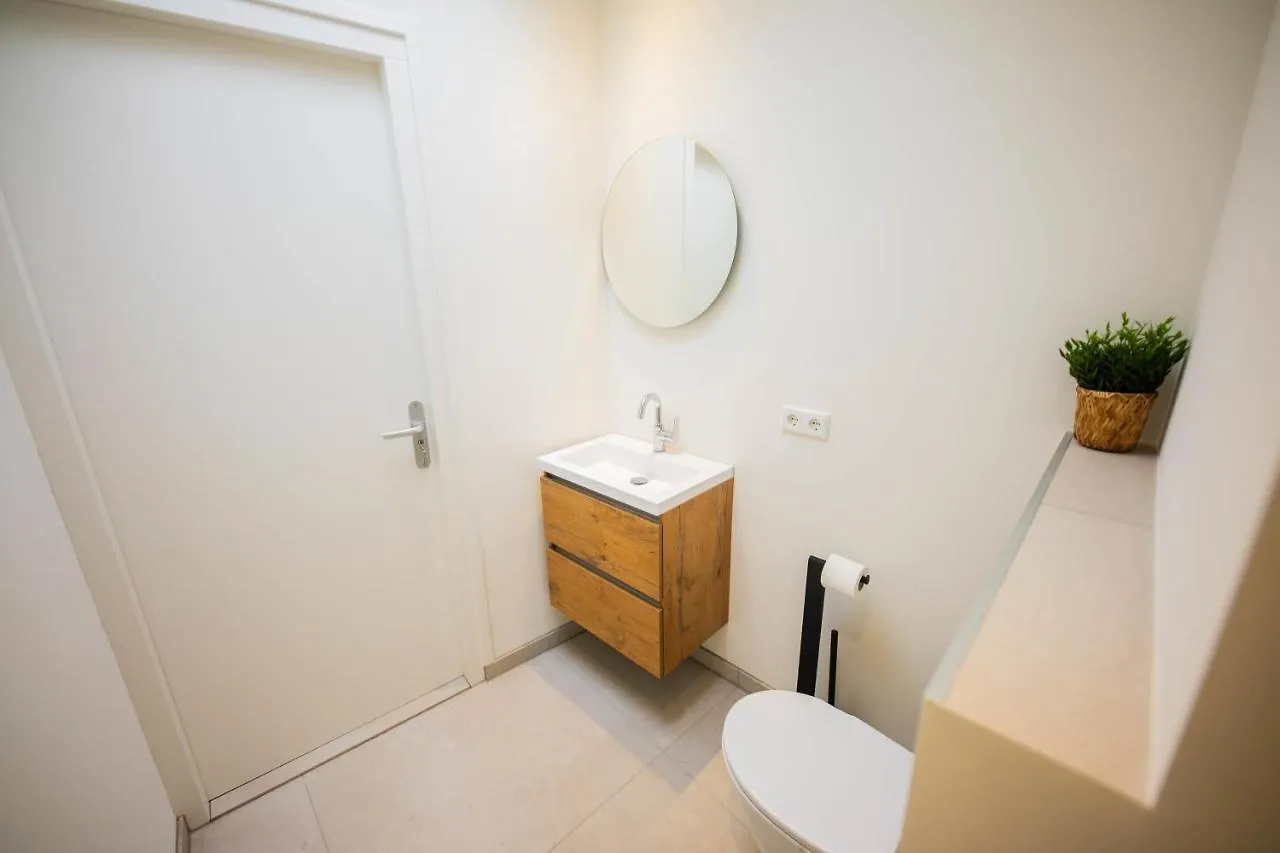Historical 80M2 Retreat With Sauna Option - R51B Eindhoven